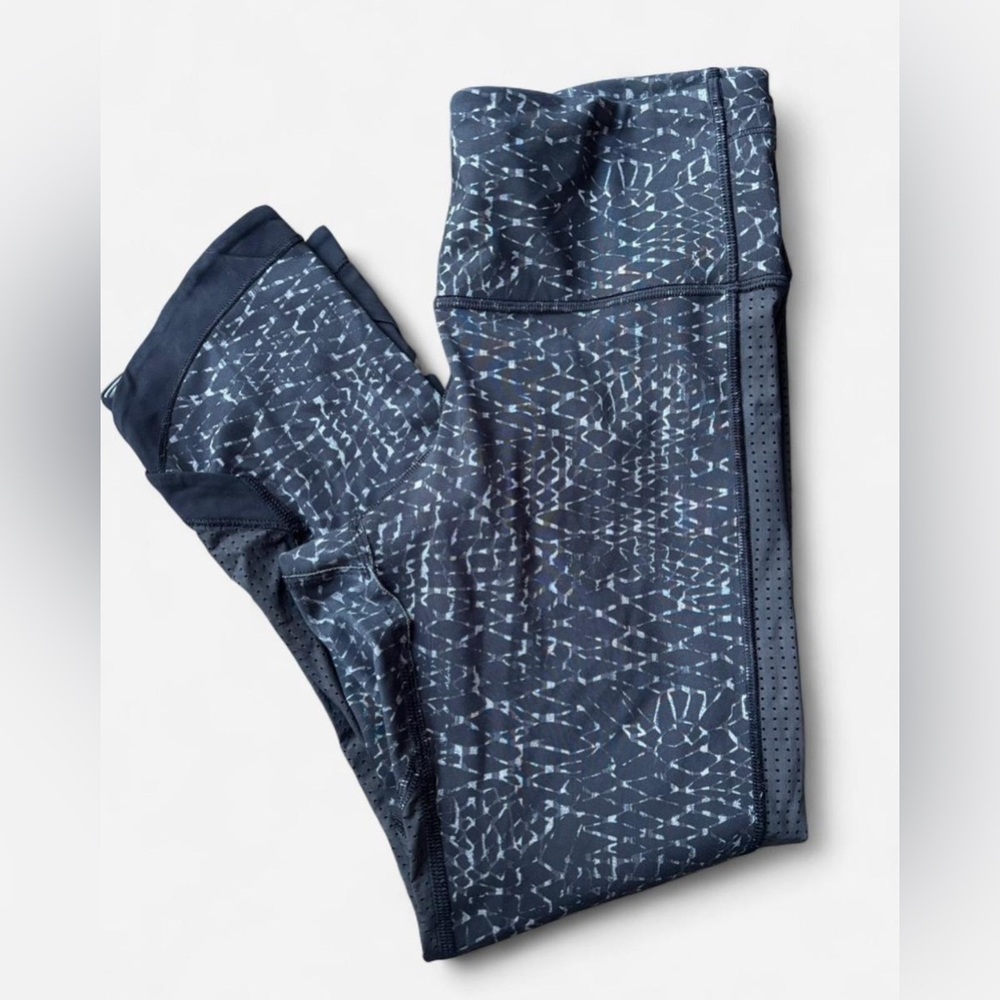 Lululemon Var-City Crop